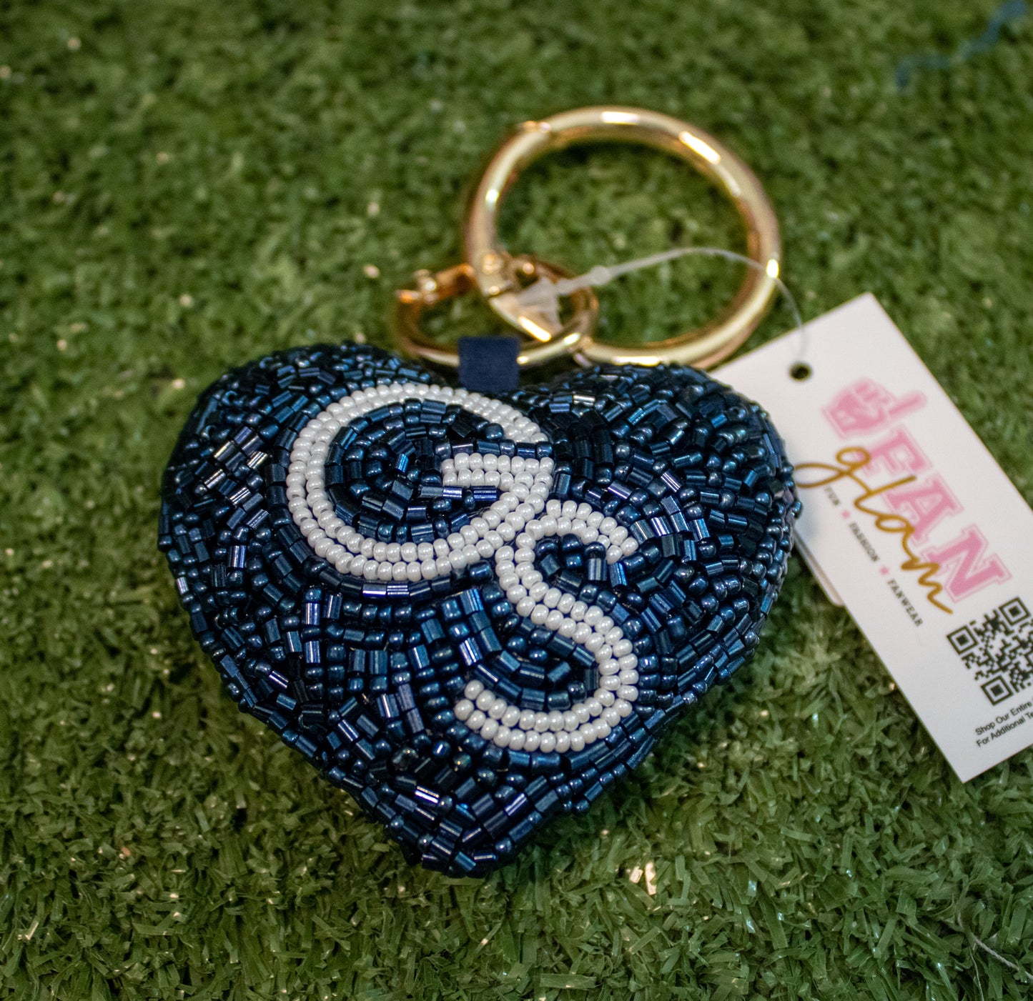 A Full Heart Beaded Bag Charm - Navy