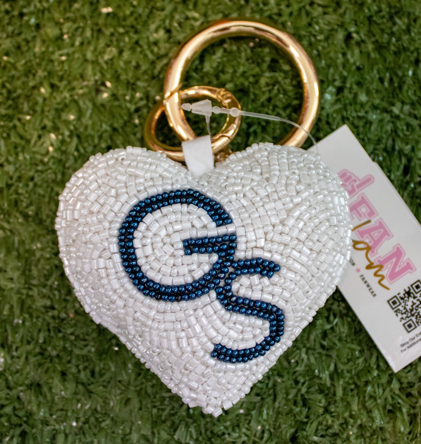 A Full Heart Beaded Bag Charm - White