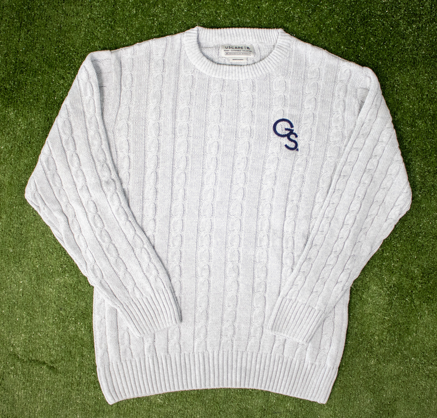 USCAPE - UNISEX CABLEKNIT SWEATER
