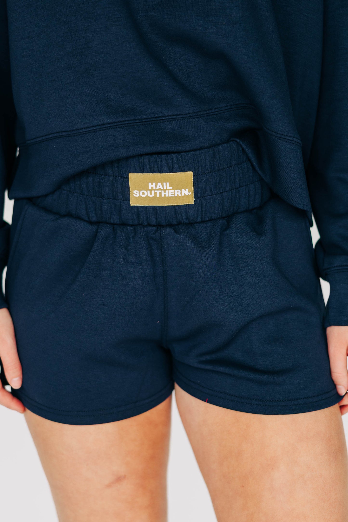 SCARLET & GOLD - Ava Airy Short