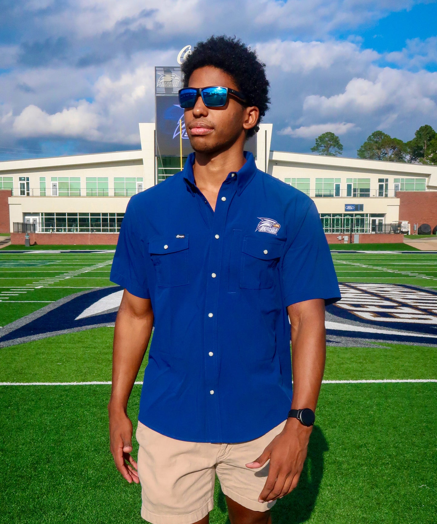 SNAPS - Tailgaiter Pearl Snap Button Down